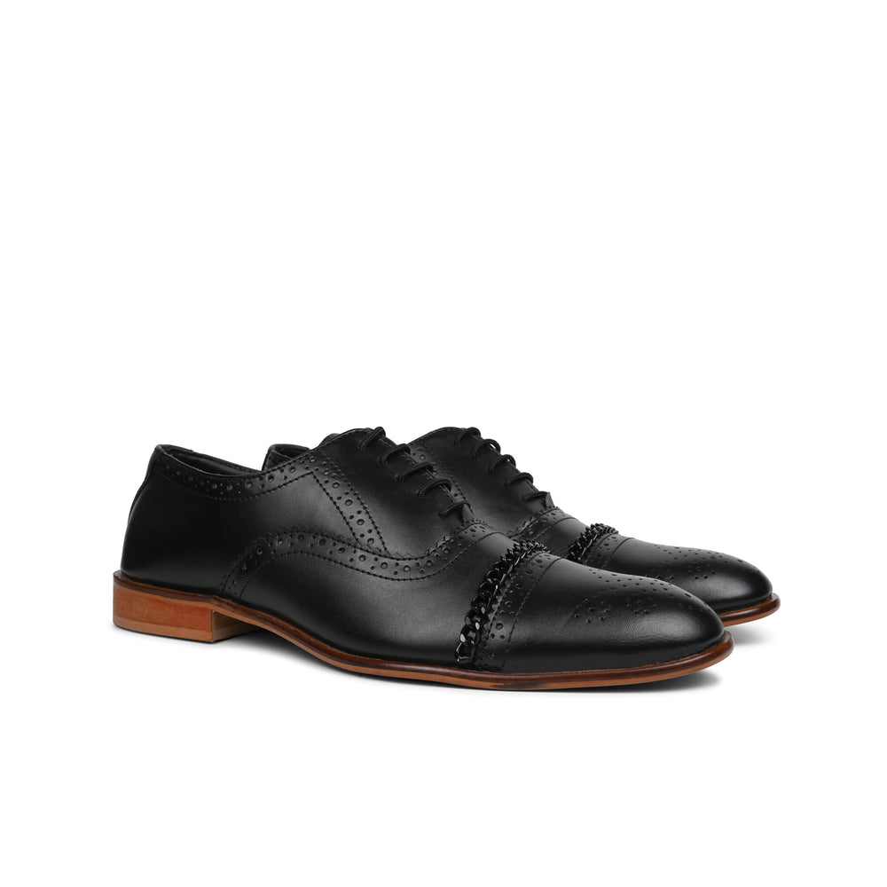 Derby Shoes With Chain