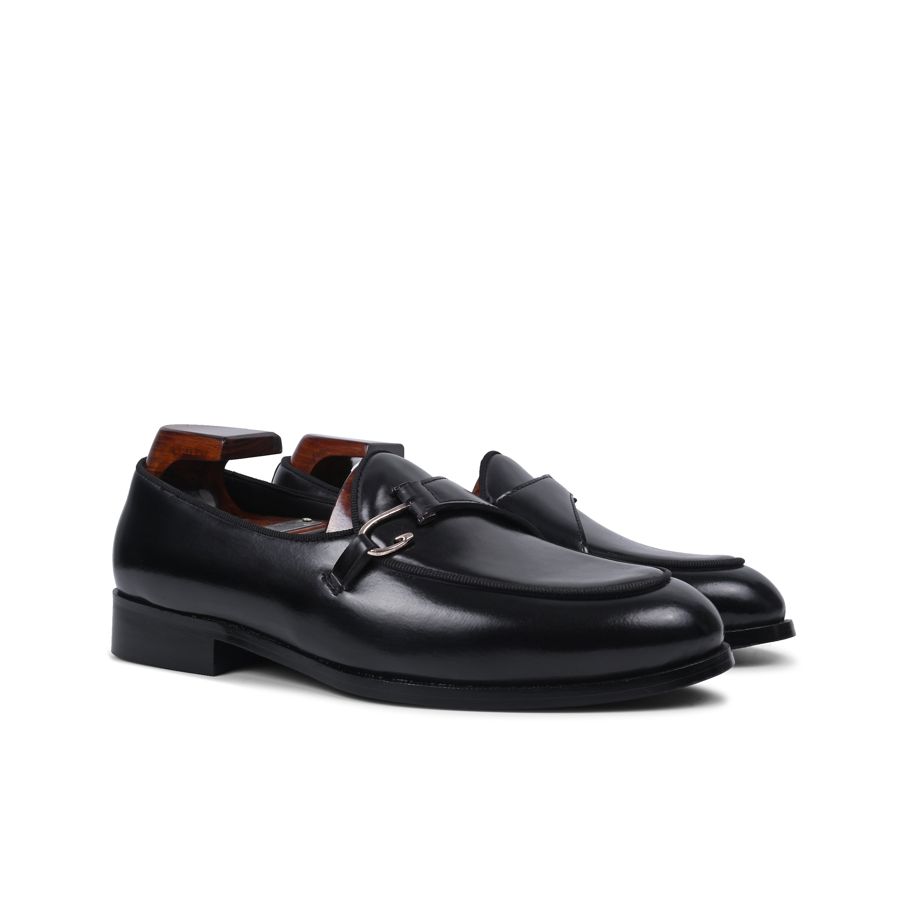 Noir Nomad Loafer