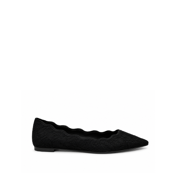 Eliana Lace Scallop Pointed Flats - Black