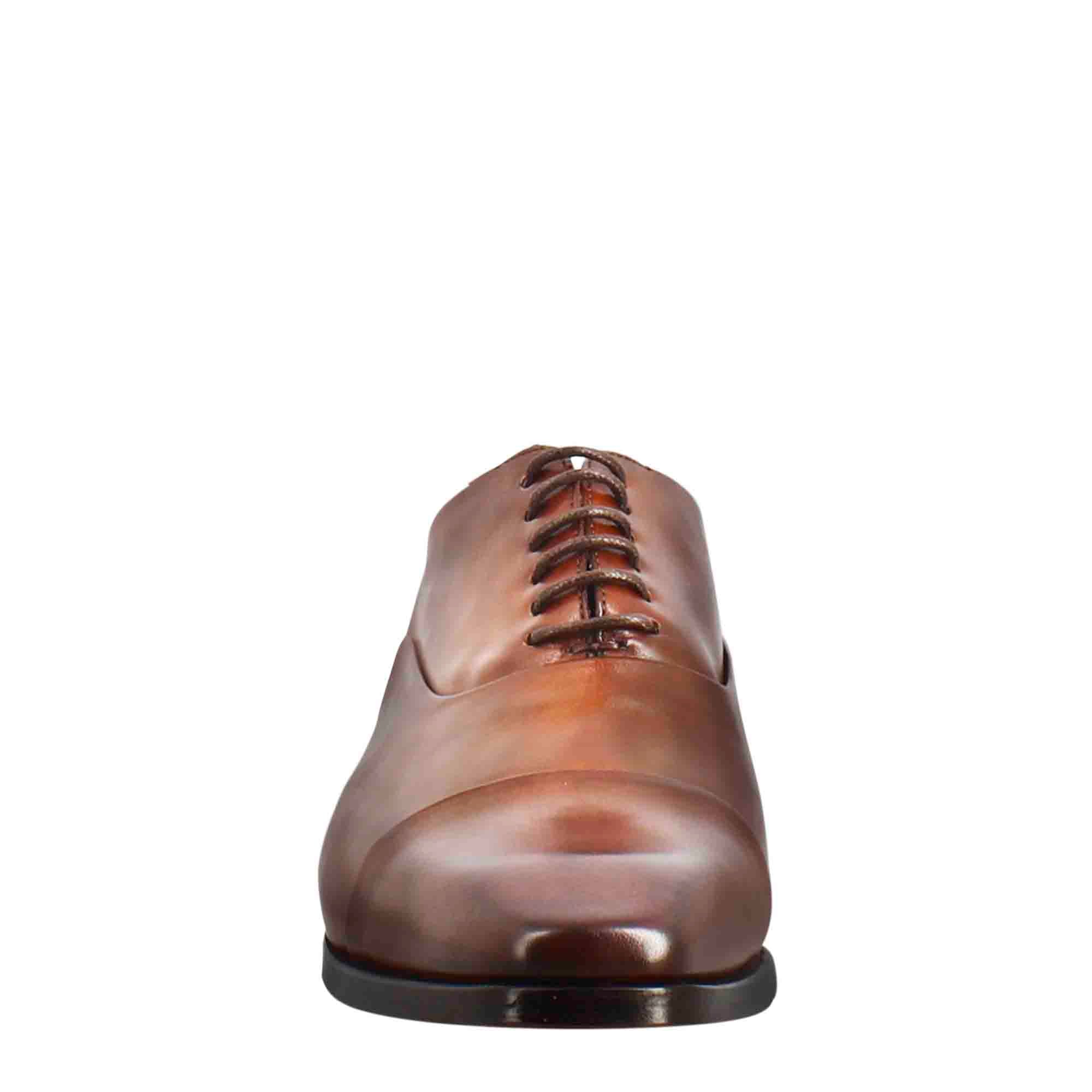 Brandy Oxford Shoes with Toe Cap