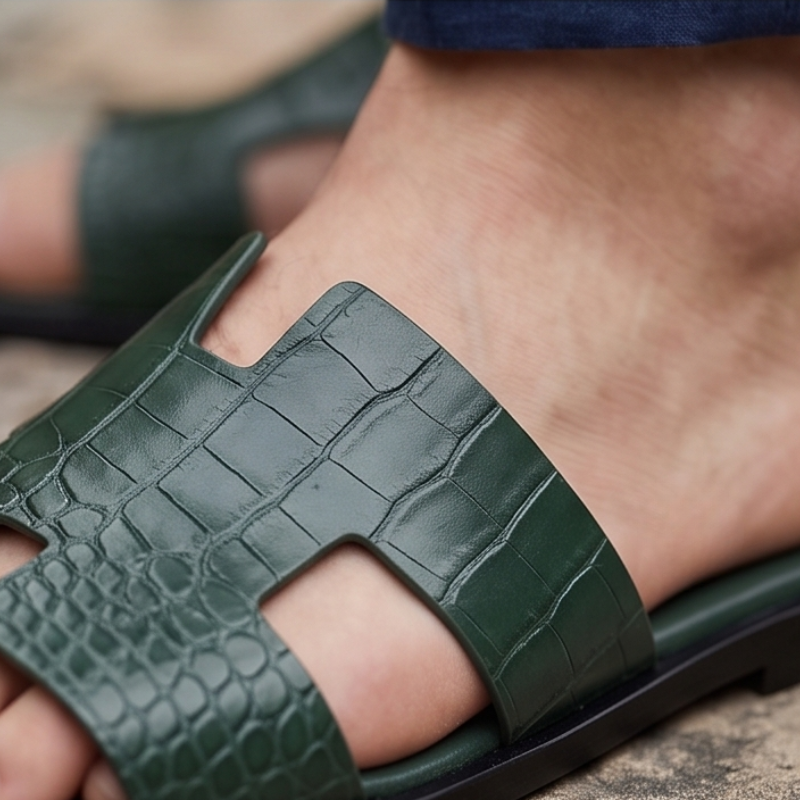 H Style Crocodile Embossed Leather Slipper