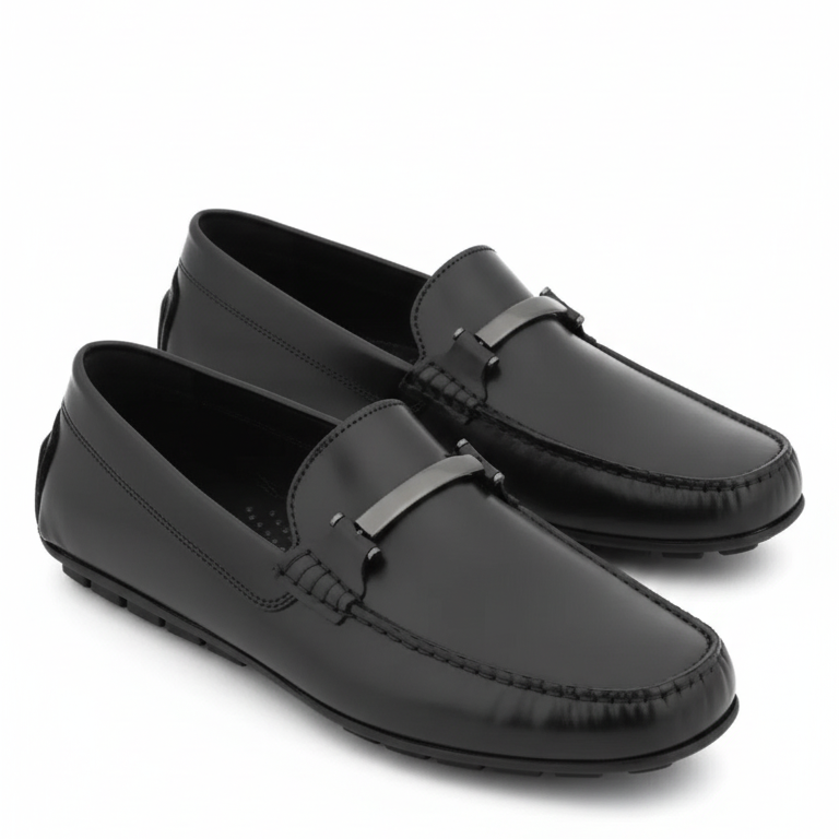 Men Solid Casual Leather Loafers