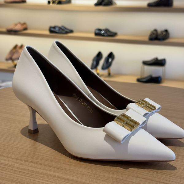 Italian Pointed Closed toe Bow Kitten Heeled