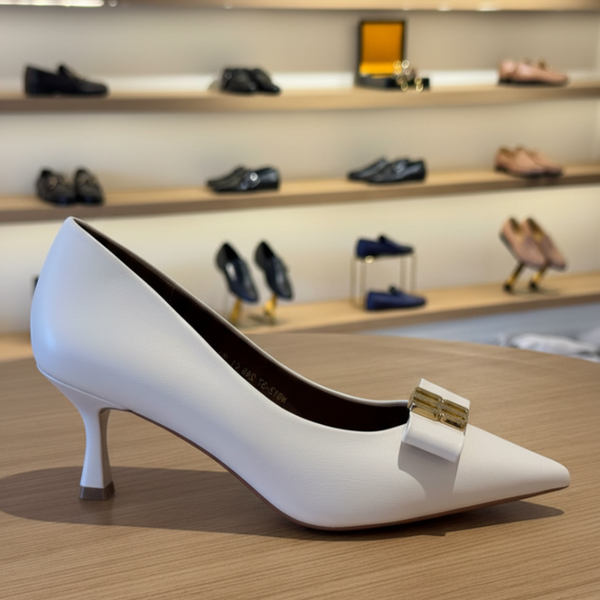 Italian Pointed Closed toe Bow Kitten Heeled - White