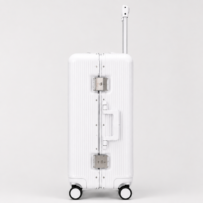 Luxury Ribbed Hard-Shell Cabin Trolley Bag