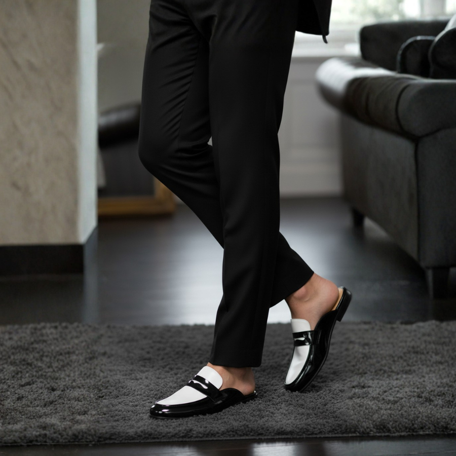 Menäó»s Monarch Contrast Leather Mules