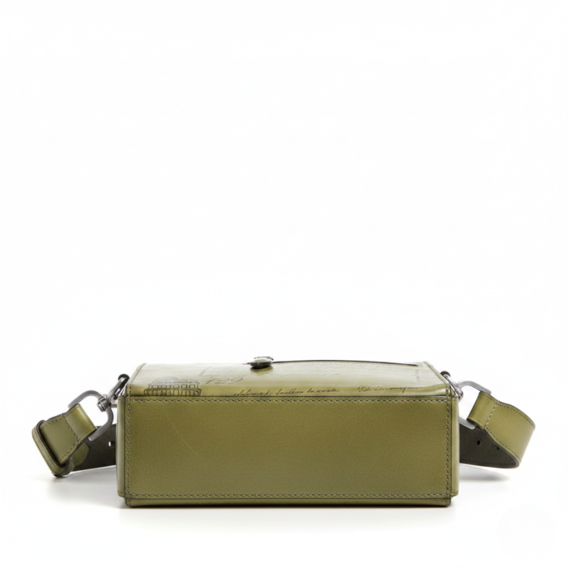 Scritto Italian Regal Travel Messenger