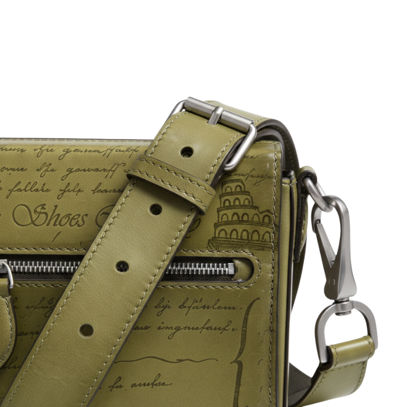 Scritto Italian Regal Travel Messenger