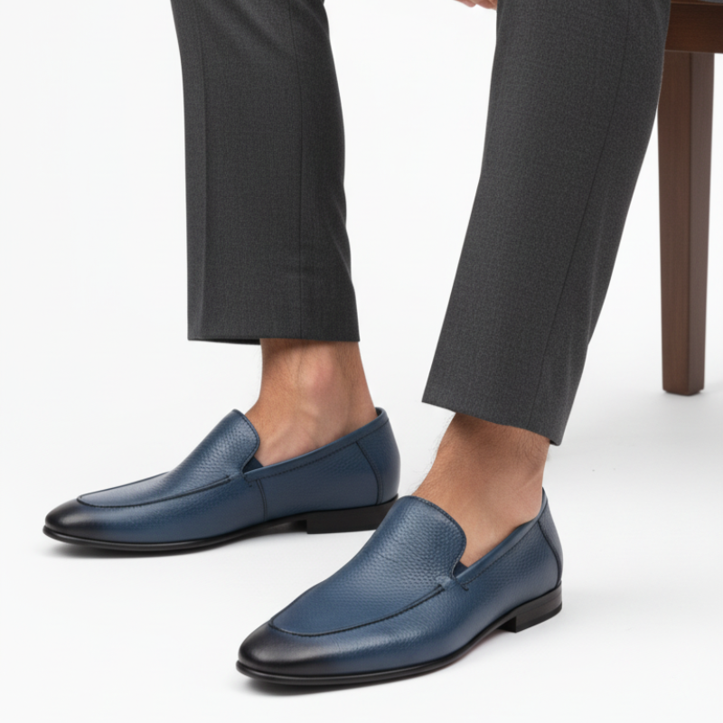 Smooth slip‑on silhouette Gradient Luxe Loafers