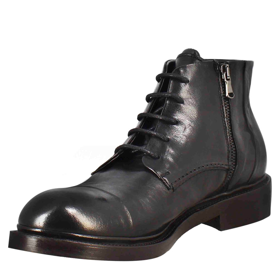 Medium diver men s amphibious boot in washed leather
