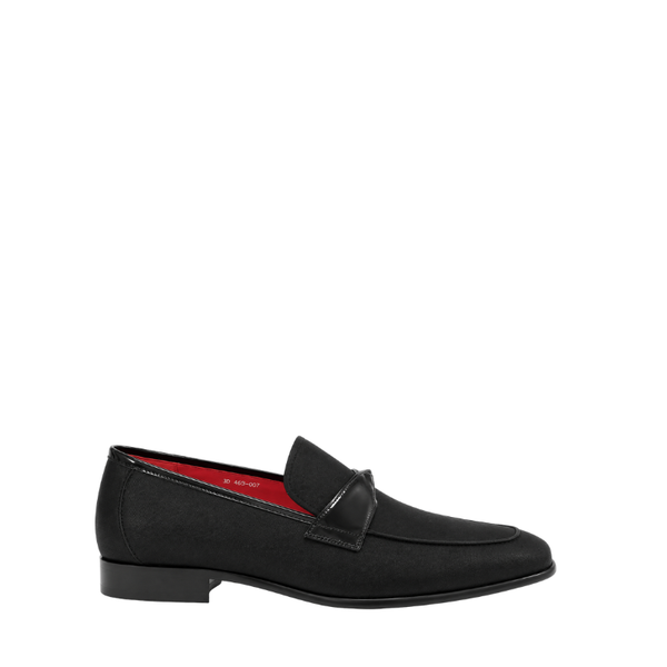 Timeless Grace Textured Glossy Strap Loafers
