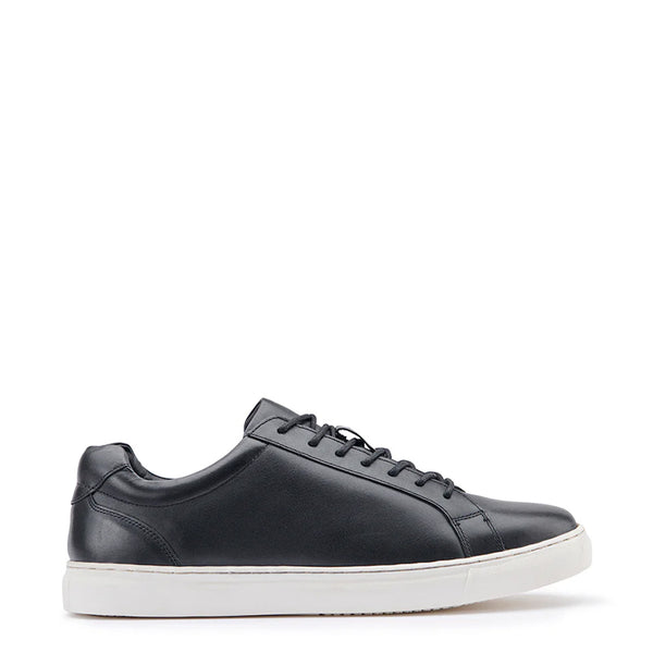 Classic Casual Leather Sneaker