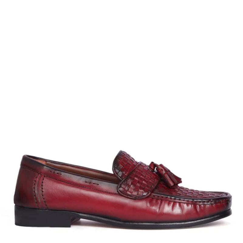 Men Weaved Solid Leather Tassel Loafers