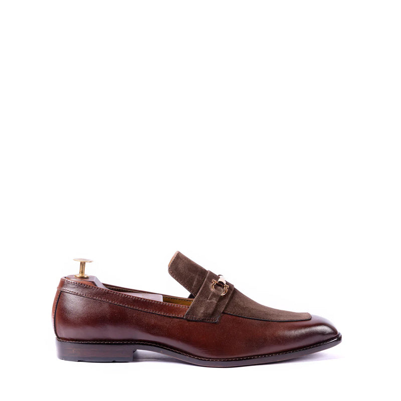 Men Suede Upper Horsebit Buckled Leather Loafer Brown