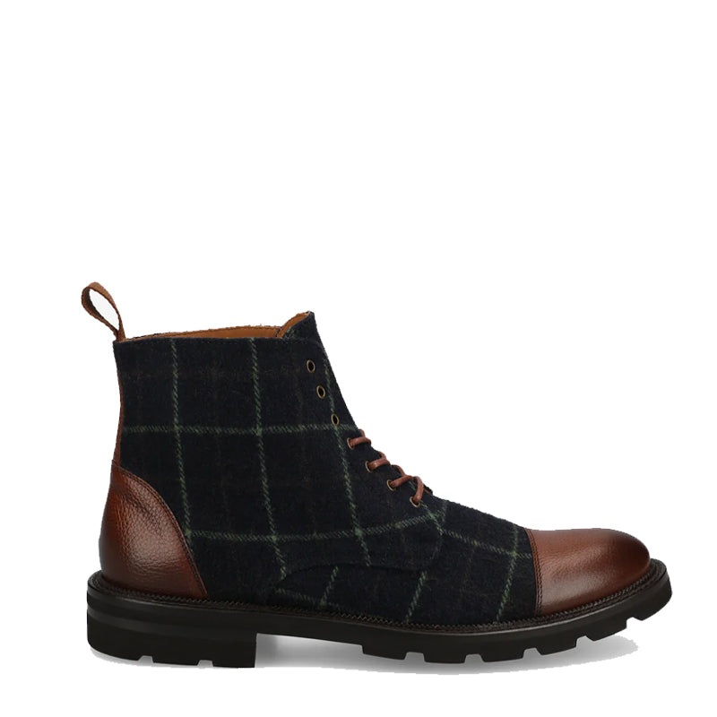 The Venture Captoe Boots