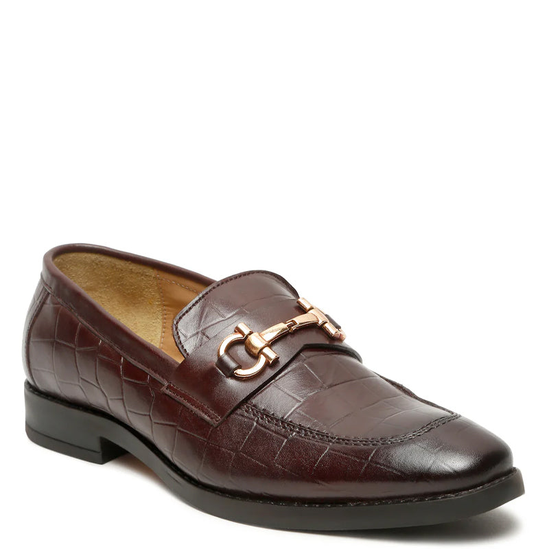 Men Texture Slip-On Loafers With Buckle