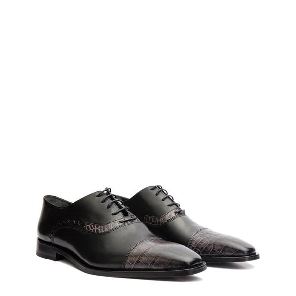 Single Brogue Cap Toe Men Shoe