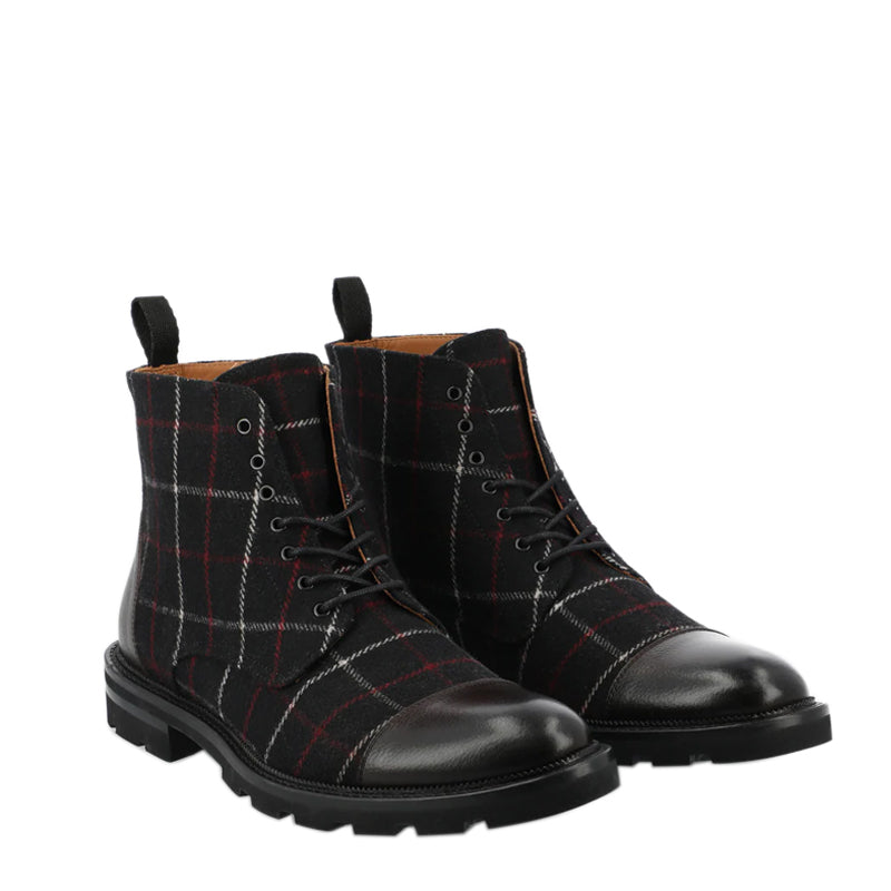 The Venture Captoe Boots