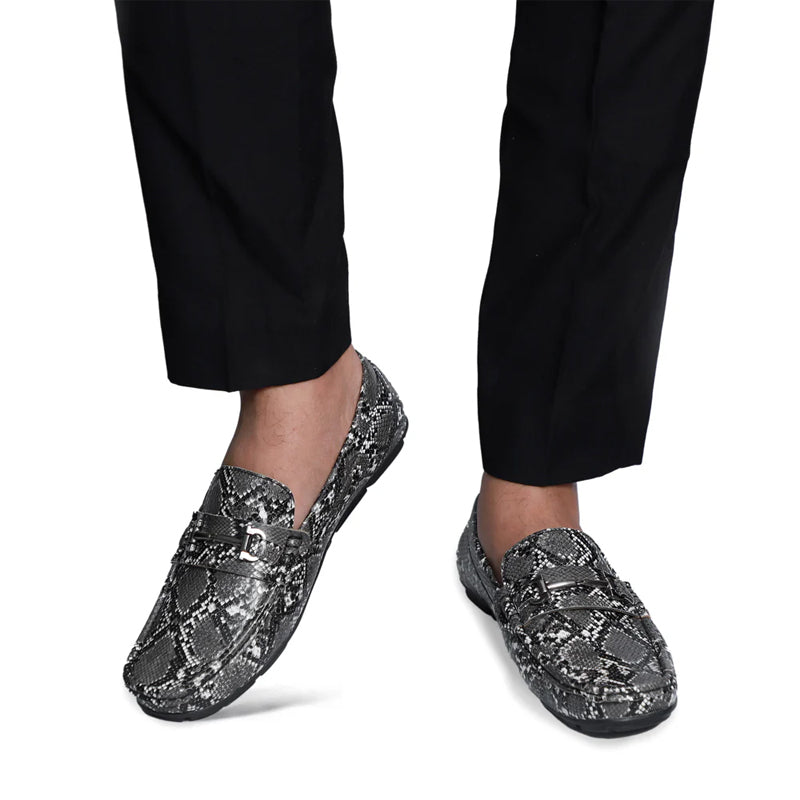 Snake Pattern Leather Loafers For Men