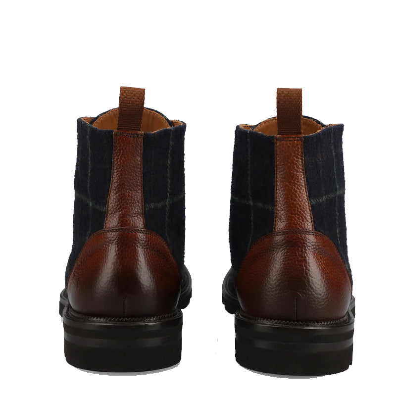 The Venture Captoe Boots