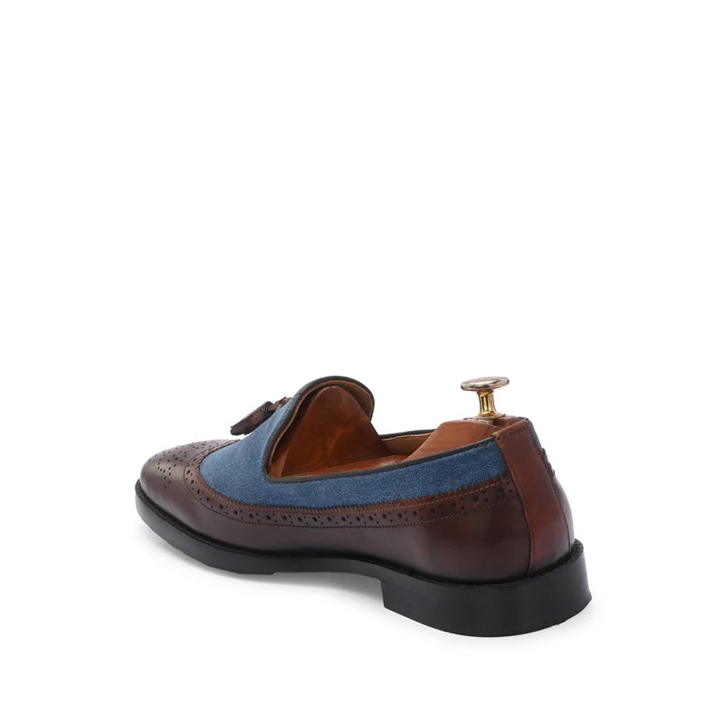 Men Solid Leather Slip On Tassel Loafers