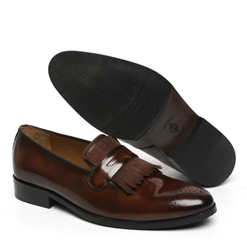 Patent Leather Slip On Black Shoe With Suede Fringes