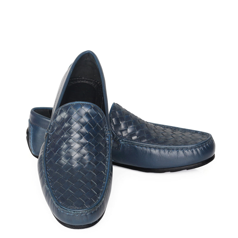 Men Solid Casual Leather Loafers