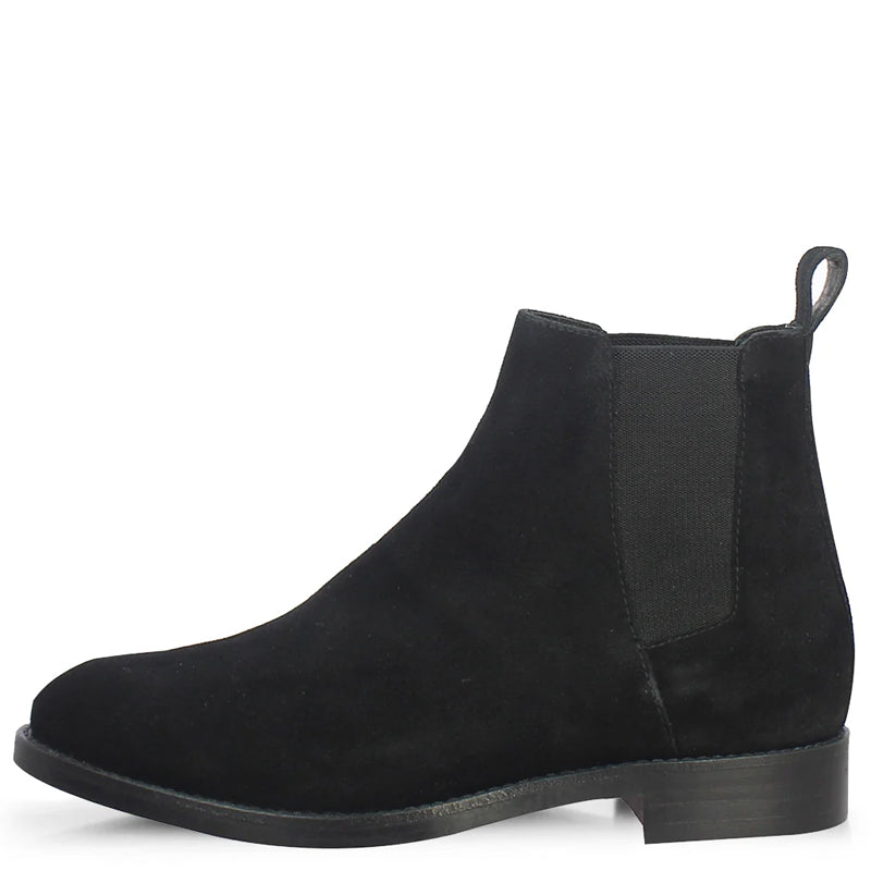 Men Solid Suede Leather Chelsea Boot Black