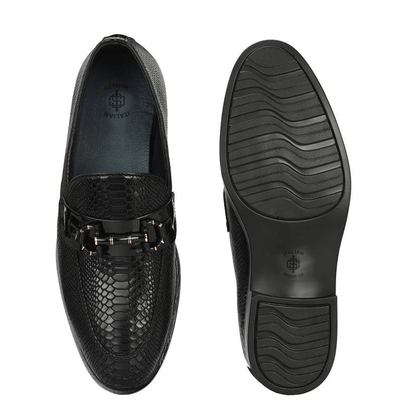 Leather Textured Buckled Loafers For Men