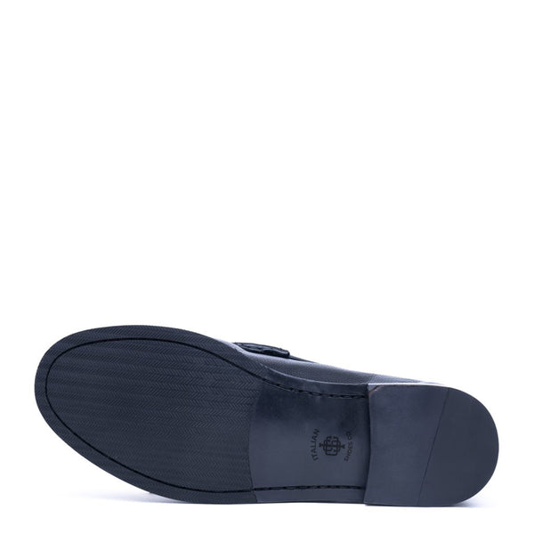 Men Tuscany Buckle Leather Loafer