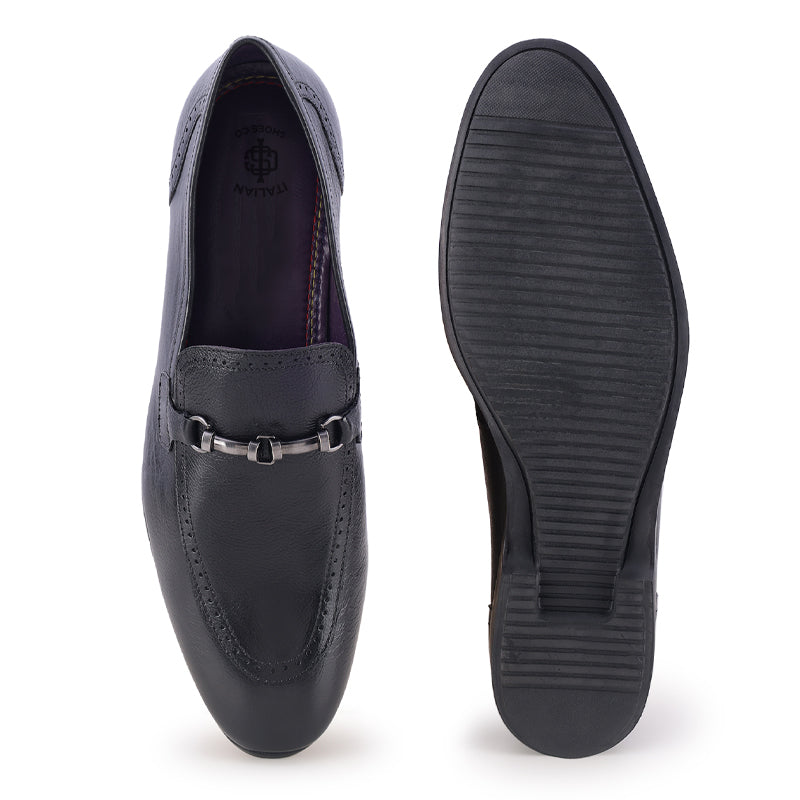 Men Textured Slip-On Leather Loafers