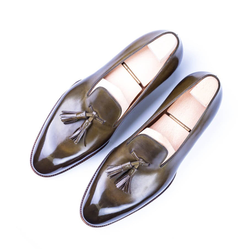 Plain Round Toe Leather Tassel Loafer