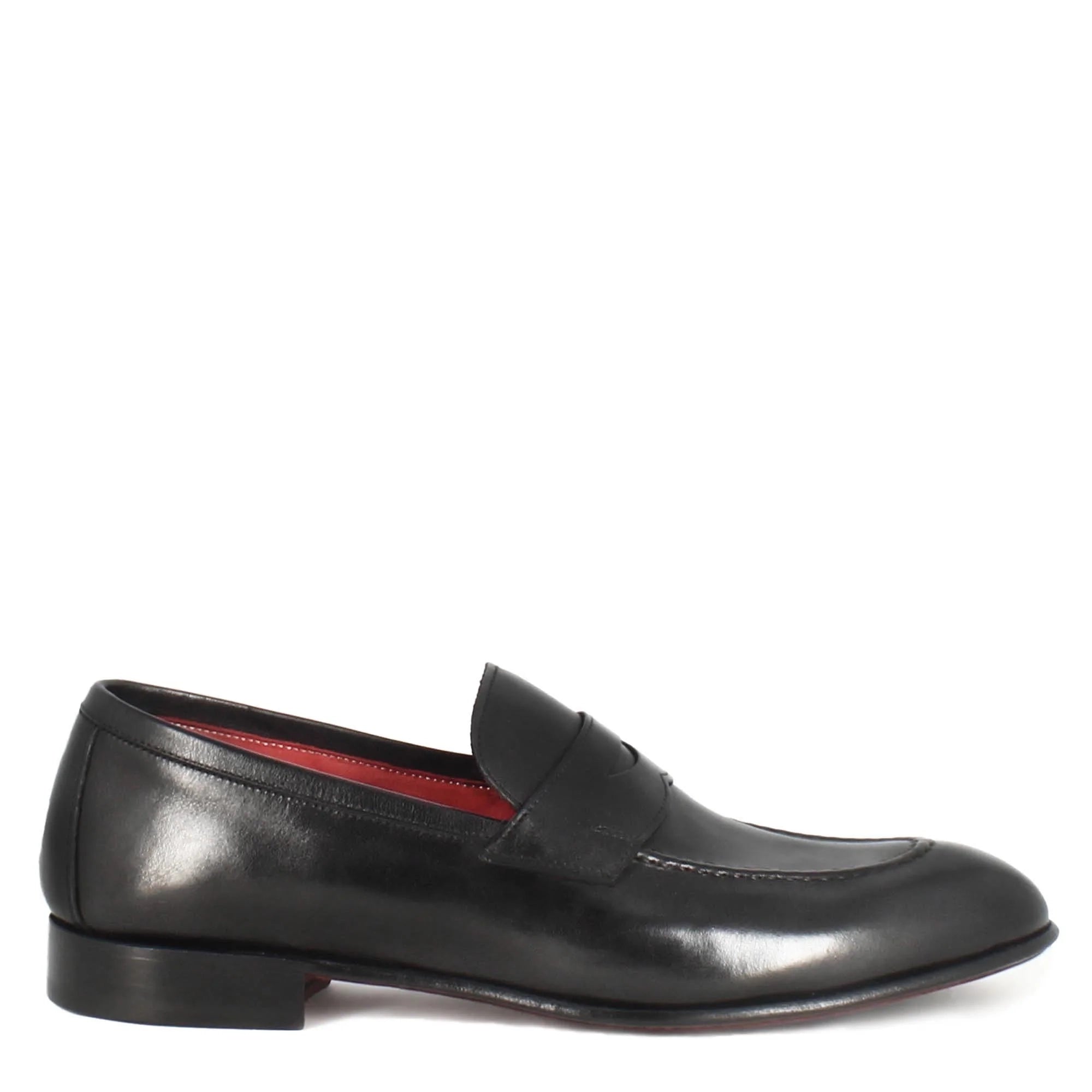 Classic Moccasin in Black Leather