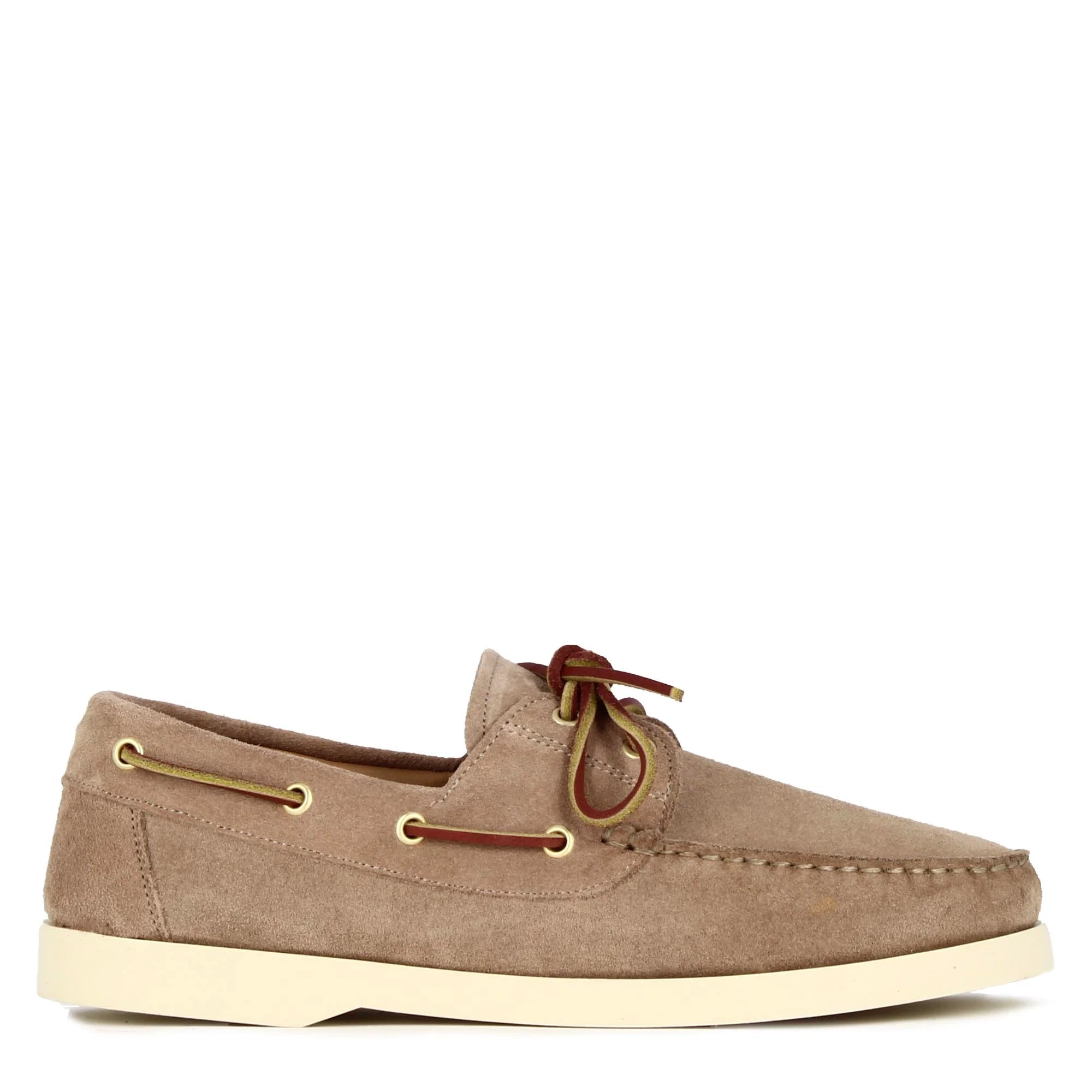 Men's boat moccasin in beige suede