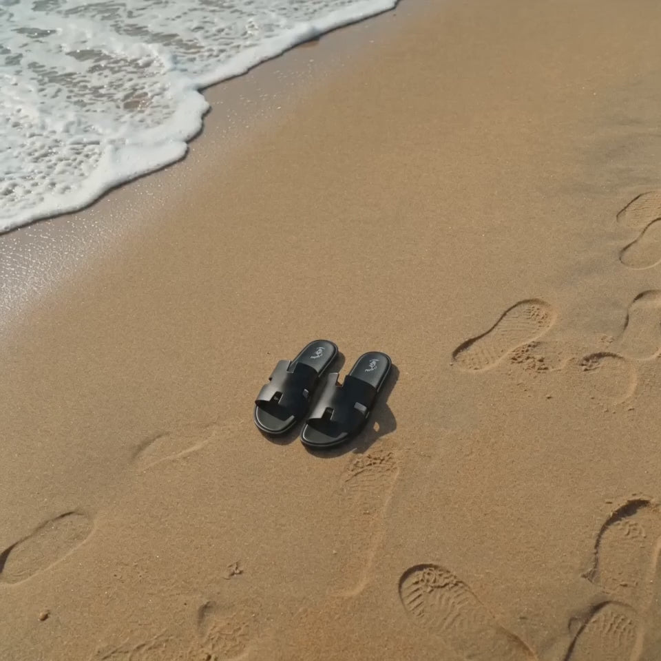 Haven H Style Slip-On Black