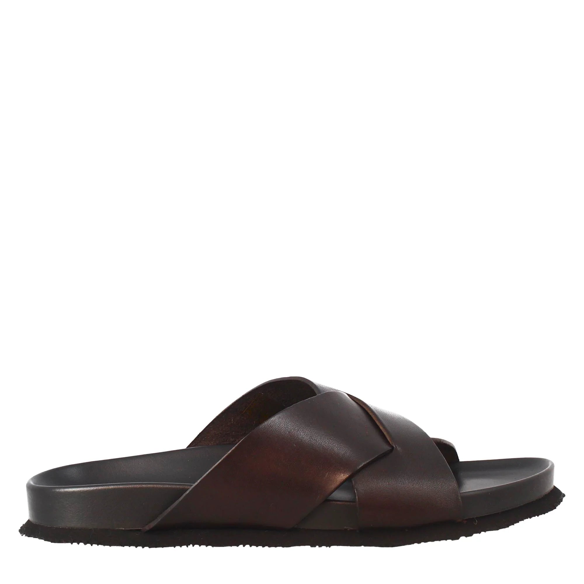 Dark brown sandals in leather