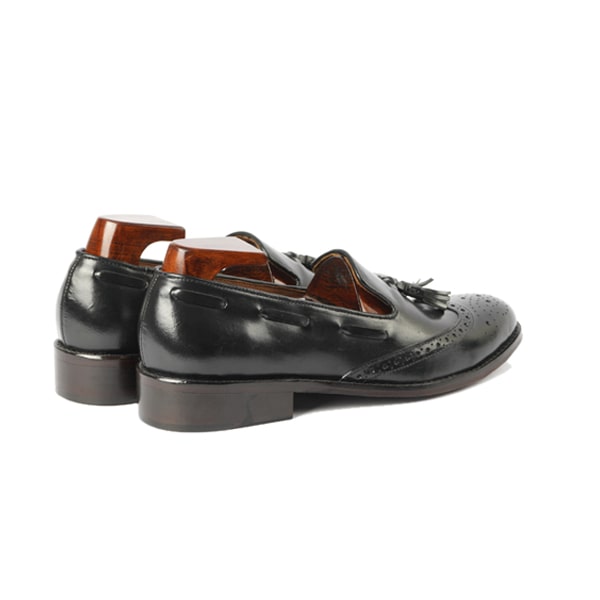 Classic Black Tassel Loafer | Luxury loafers for men