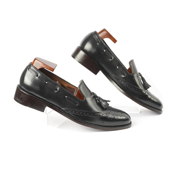 Classic Black tassel loafer | Mens designer shoes