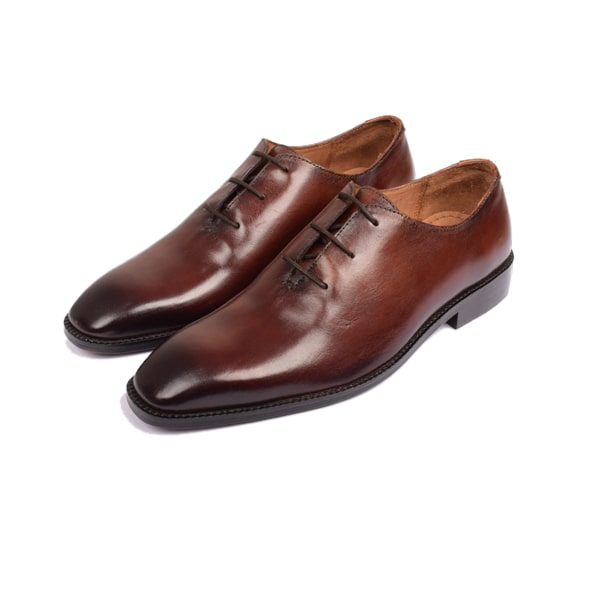 Oxford Medallion Toe Shoes