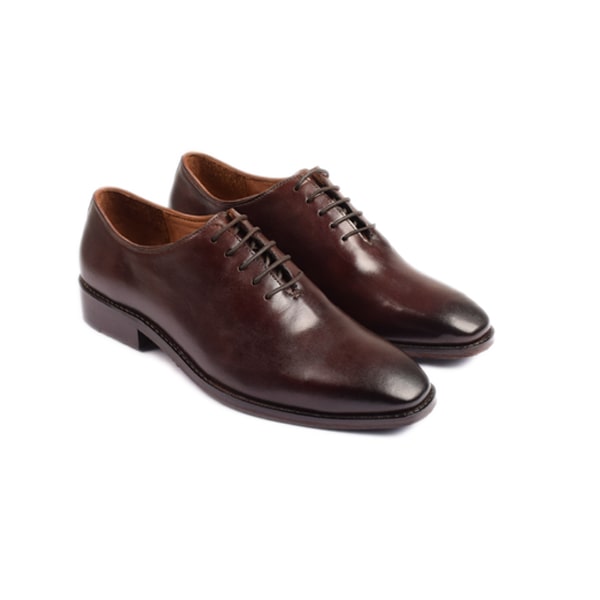 Medallion toe fashion oxford